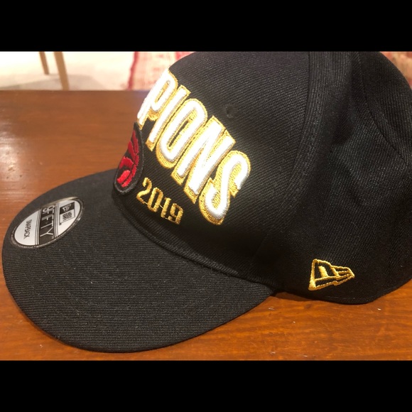 Toronto Raptors Championship Hat - Picture 3 of 4
